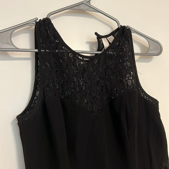 Black skirt - Picture 2 of 4